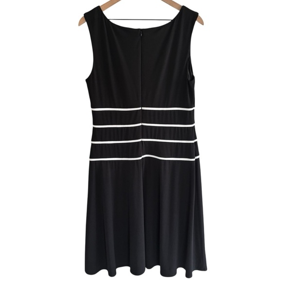 Elegant Black & White Dress Sleeveless A-Line Party Banquet Women's Size 14 - Picture 8 of 15